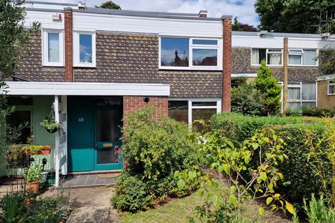 4 bedroom end of terrace house for sale, Belmont Park, London