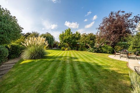 30 Shawfield Park, Bromley, BR1 2NG