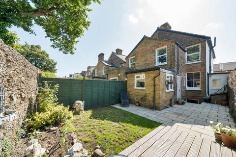 104 Park End, Bromley, BR1 4AW