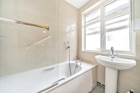 3 Cloisters Avenue, Bromley, BR2 8AN