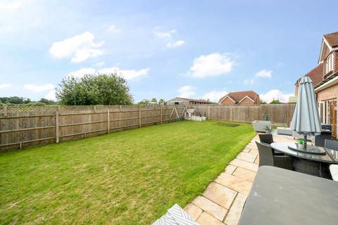 4 bedroom detached house for sale, Fishers Wood Grove, Bromley