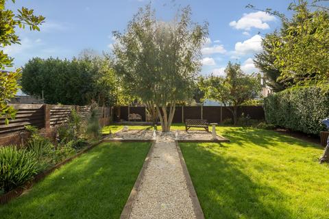 40 Whitehall Road, Bromley, BR2 9SQ