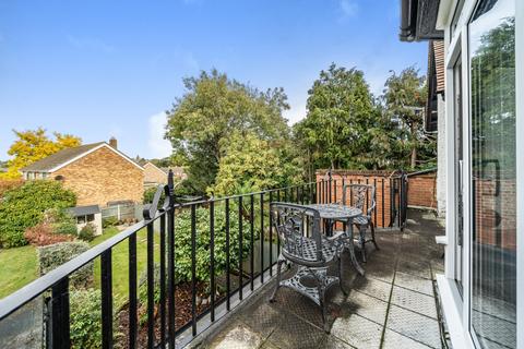 51d Park Avenue, Bromley, BR1 4EG