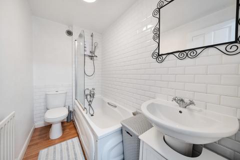 51d Park Avenue, Bromley, BR1 4EG