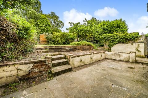 7 Wanstead Close, Bromley, BR1 3BN