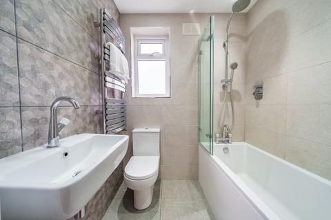 42a Johnson Road, Bromley, BR2 9SN