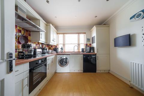 14 Drake Mews, Bromley, BR2 9NA