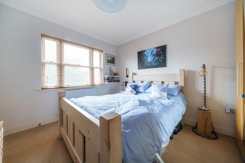14 Drake Mews, Bromley, BR2 9NA