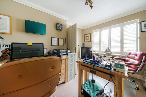 14 Drake Mews, Bromley, BR2 9NA