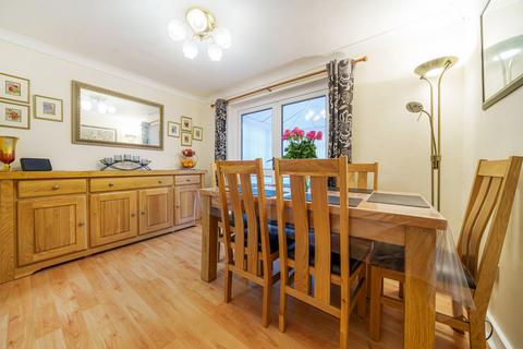 88 Ashbourne, Bracknell, RG12 8SH