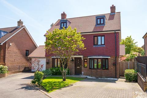 4 Fidgeon Close, Bromley, BR1 2FG