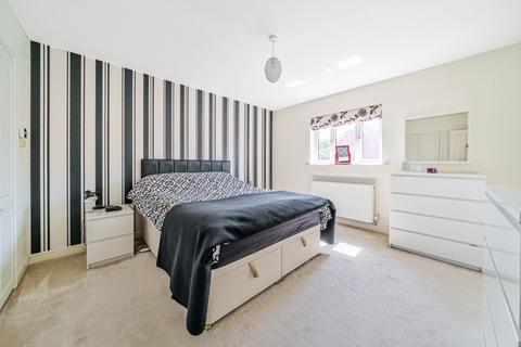 4 Fidgeon Close, Bromley, BR1 2FG