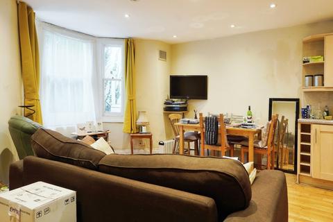 2 bedroom apartment for sale, Wilson Road, Camberwell, London