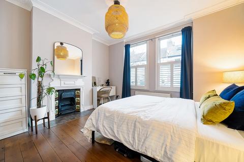 27a Gilbey Road, London, SW17 0QQ