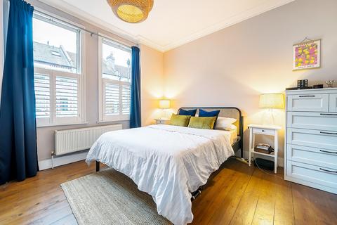 27a Gilbey Road, London, SW17 0QQ