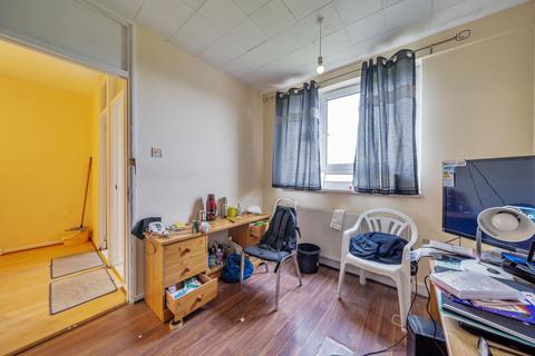 72 Polecroft Lane, London, SE6 4EF