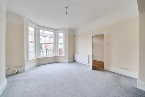 70 Hazelbank Road, London, SE6 1TQ