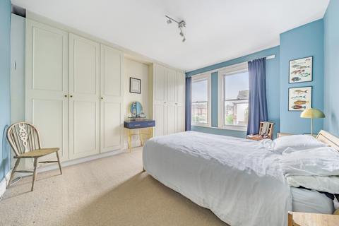 7 Ardoch Road, London, SE6 1SR