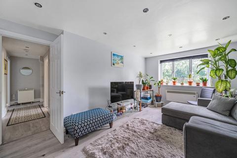 Flat 1, Montrose Court Cumberland Place, London, SE6 1NA