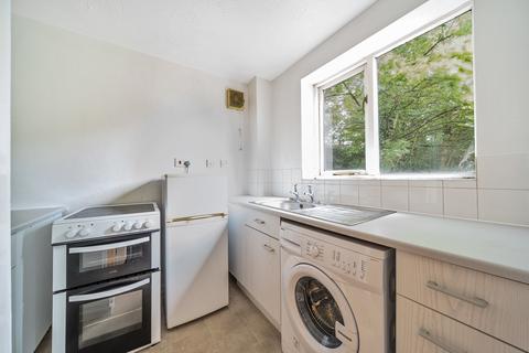 Flat 6, Blair Court Cumberland Place, London, SE6 1LD