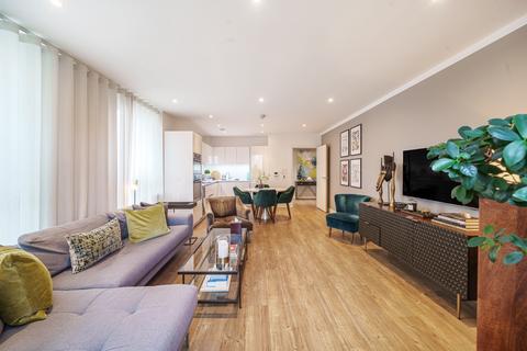 2 bedroom apartment for sale, 36 Cable Walk, London
