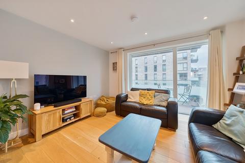 2 bedroom apartment for sale, Latimer Square, London