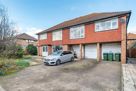 203 Bexley Road, London, SE9 2PP