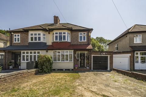 161 Restons Crescent, London, SE9 2JH