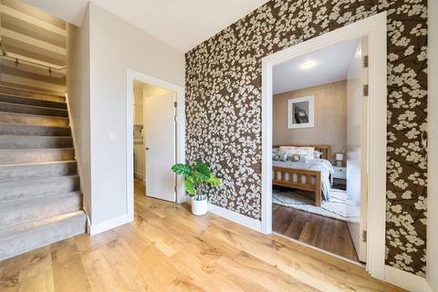 3 bedroom apartment for sale - Meadowside, London