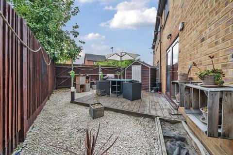26 Ravenscroft Crescent, London, SE9 4LL