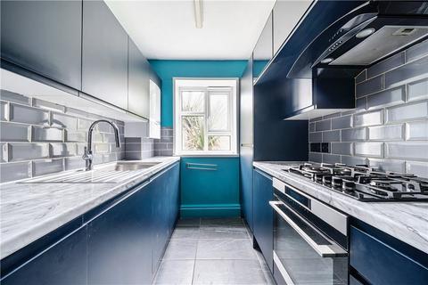 34 Southend Close, London, SE9 2SF
