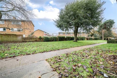 34 Southend Close, London, SE9 2SF