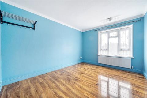 34 Southend Close, London, SE9 2SF