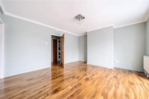 34 Southend Close, London, SE9 2SF