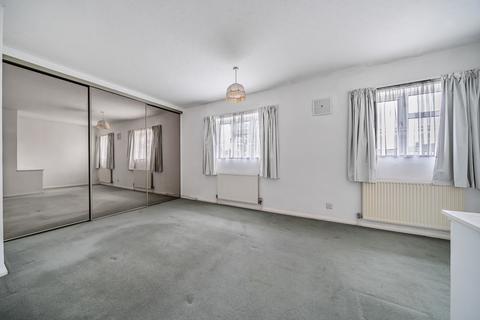 26 Alderwood Road, London, SE9 2LB