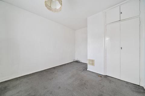 26 Alderwood Road, London, SE9 2LB