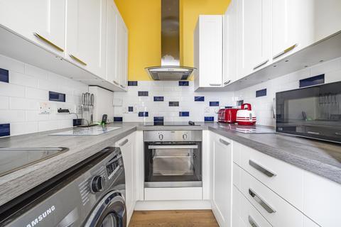 50b Pier Road, Northfleet, Gravesend, DA11 9NB