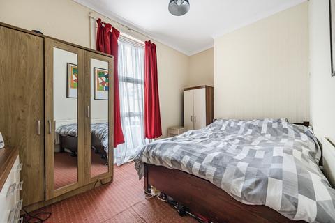 50b Pier Road, Northfleet, Gravesend, DA11 9NB