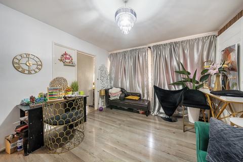1 bedroom apartment for sale, Cooks Road, Walworth, London