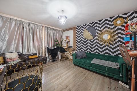 1 bedroom apartment for sale, Cooks Road, Walworth, London