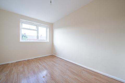173 Lorrimore Road, London, SE17 3NA