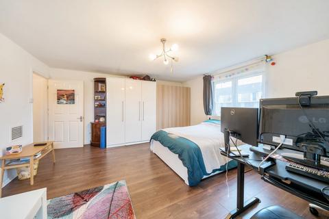 Studio for sale, Barlow Street, Walworth, London