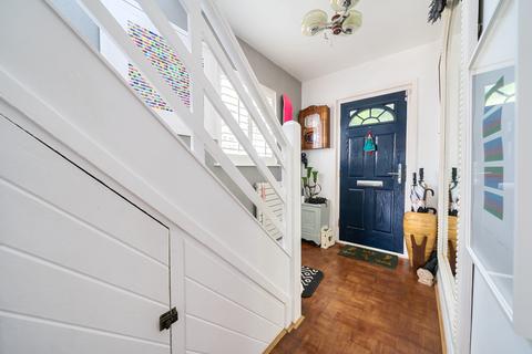 17 Ashdale Road, London, SE12 9ND