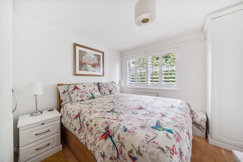 2 bedroom end of terrace house for sale - Leewood Close, Lee, London