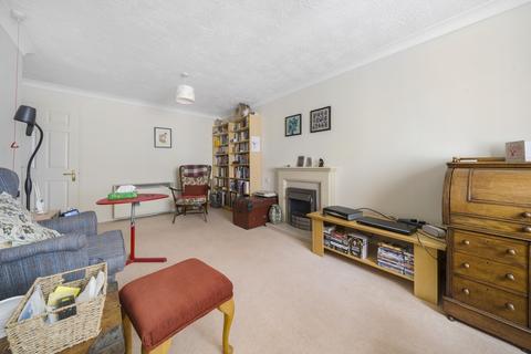 1 bedroom apartment for sale - Whitburn Road, London