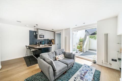 1 bedroom apartment for sale, Limes Grove, London