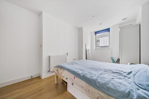 Flat 70, Venice Corte, 2 Elmira Street, London, SE13 7FW