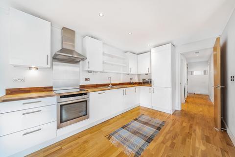 2 bedroom apartment for sale, Alscot Road, London
