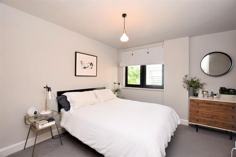 2 bedroom apartment for sale, Coopers Road, London Bridge, London