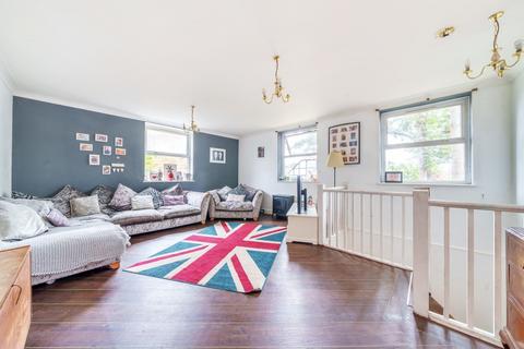 2 bedroom apartment for sale - Gladstone Road, Orpington